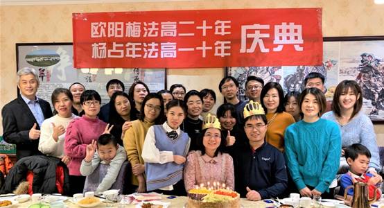 按此在新H口打开囄